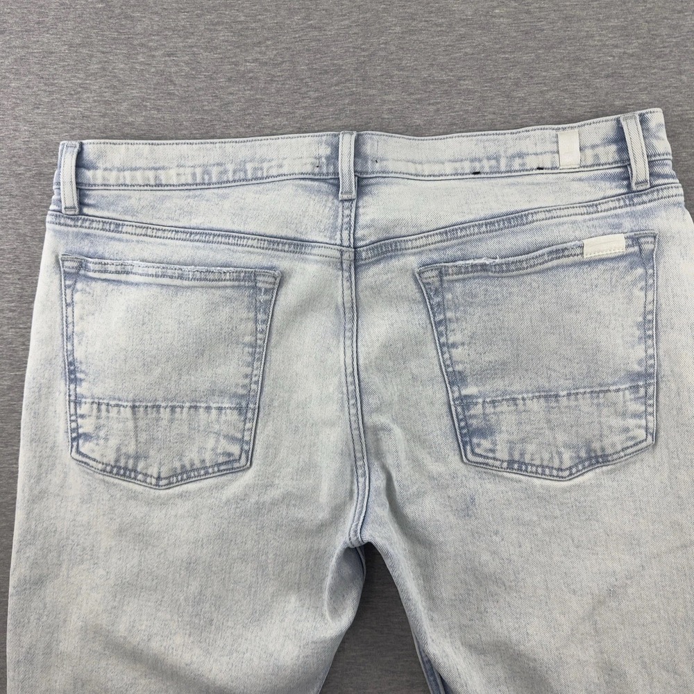 7 For All Mankind Jeans Men's Size 36 Light Wash Denim Slim Tapered Fit - Picture 4 of 12